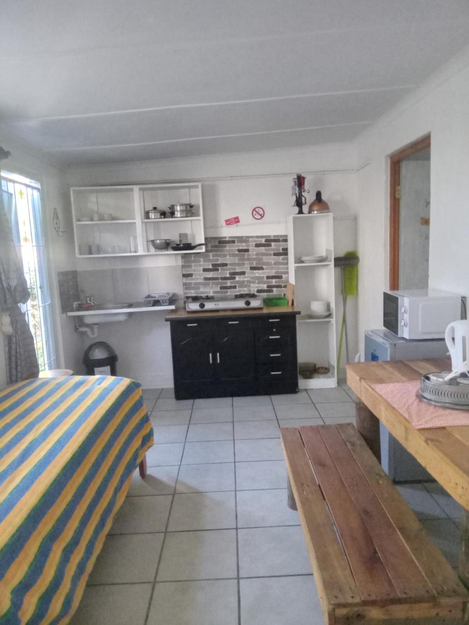 Self Catering Unit 6, Sandbaai 허머너스 객실 사진